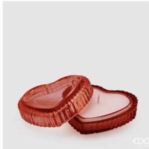 Candela profumata "cuore" 25 gr durata 3,5 ore H3x8x8 cm